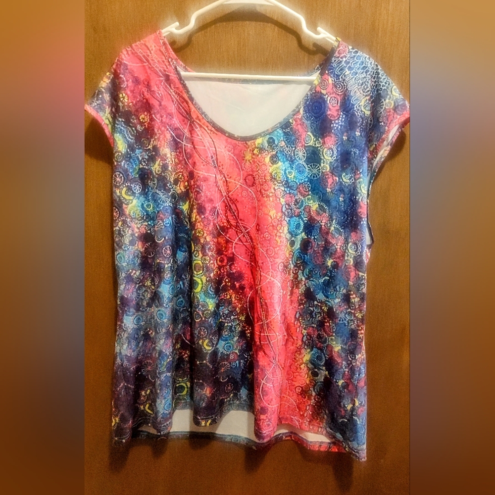 Red and Blue Graphic Cap Sleeve Tee